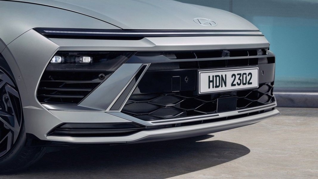 Hyundai SONATA, Seamless Horizon жарықдиодты жолағы