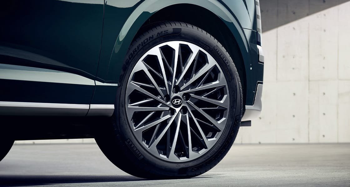 Hyundai PALISADE, 21-дюймдік жеңіл қорытпалы дискілер